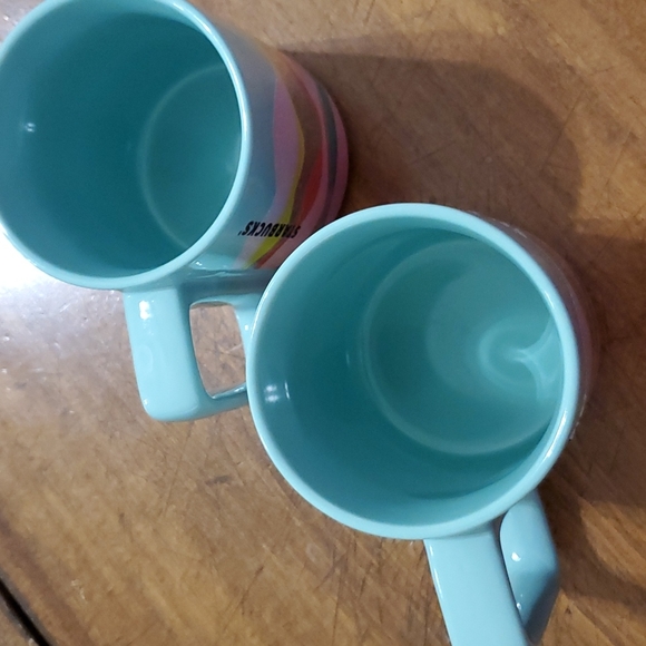 Set of 2 Starbucks 2019 Mugs One with misprint - Picture 7 of 7